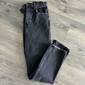 Abercrombie 90s straight leg jean